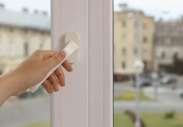 Guide to Operating and Maintaining Casement Windows in Raleigh Durham