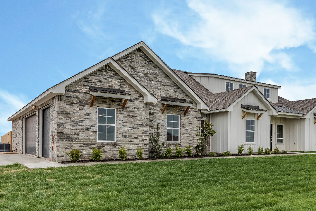 Signs Windows need replacement in North Texas